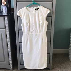VERSONA all white dress